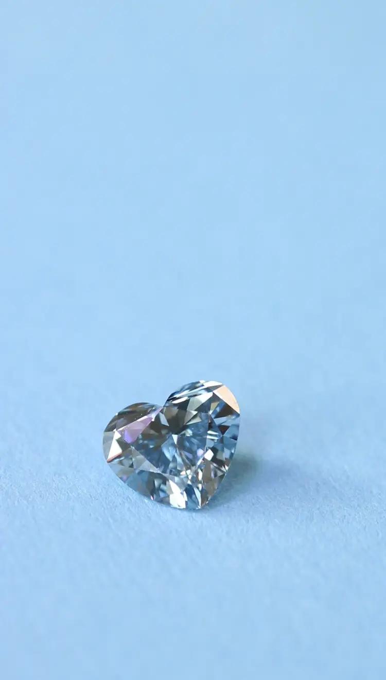 Blue heart shaped memorial diamond
